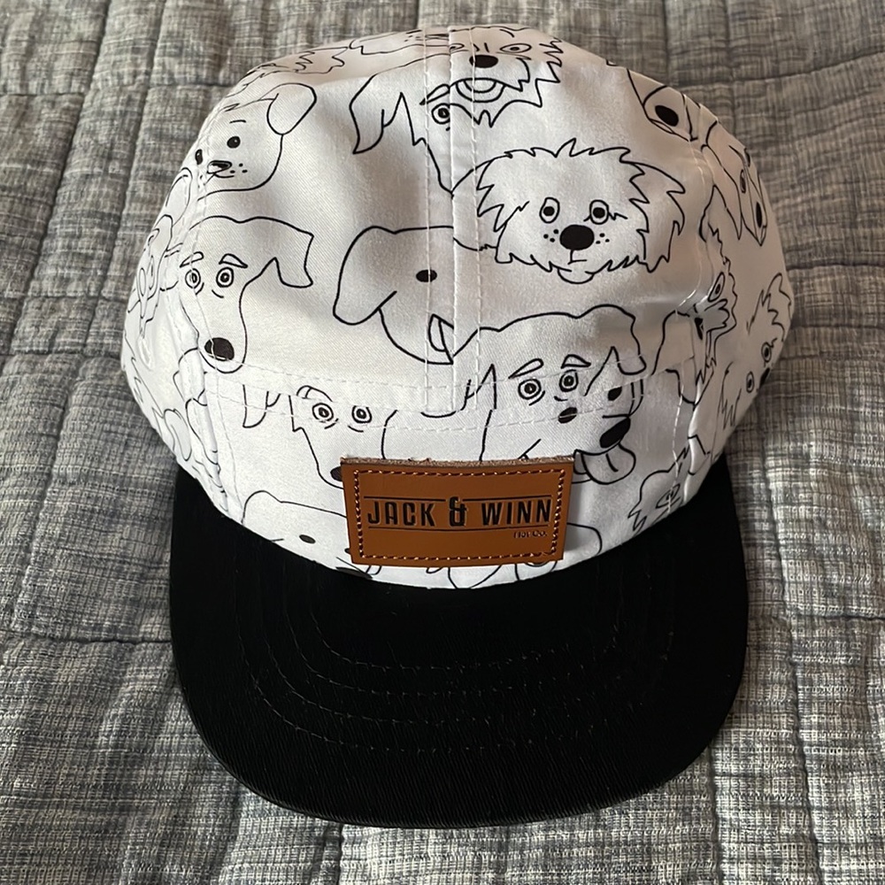 Dog illustration kids hat NWT